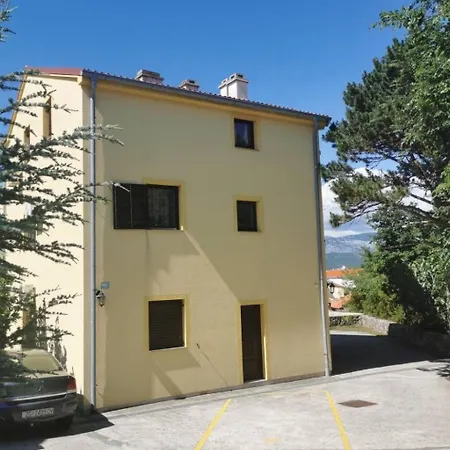 Apartamento Mit Klimaanlage Und Balkon By Interhome Klimno