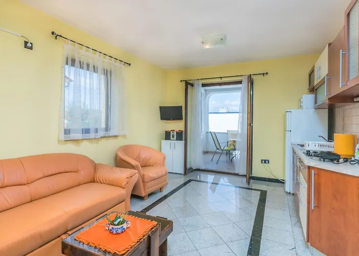 Mit Klimaanlage Und Balkon By Interhome Apartment Klimno