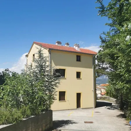 Mit Klimaanlage Und Balkon By Interhome 아파트